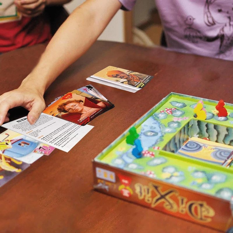 Coup: información oculta, farol y el mejor juego de quince minutos del catálogo