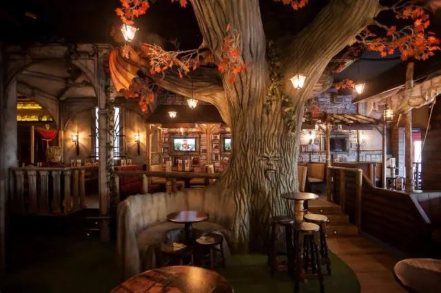 Los bares de juegos en España: qué han cambiado, qué no han resuelto y por qué el hobby les debe más de lo que reconoce